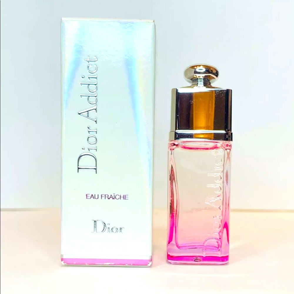 *NEW in box* Dior Addict EAU FRAICHE Eau de Toilette Mini Splash 5ml-.17…